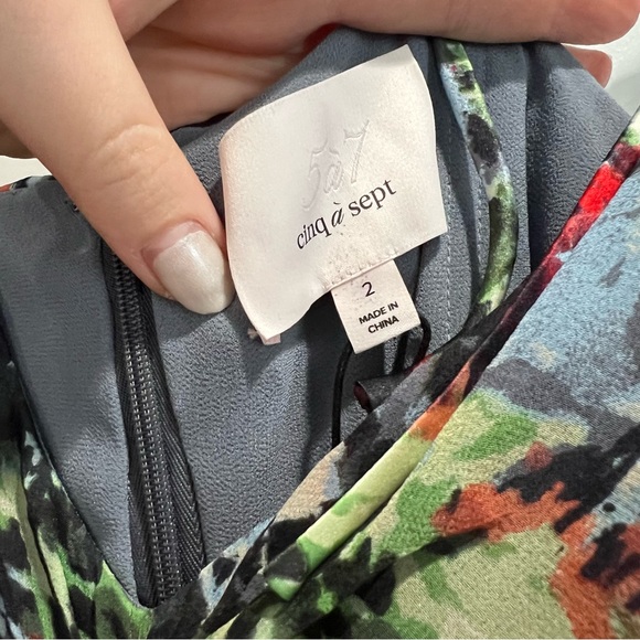 Cinq à Sept Riki Tiered Floral Maxi Dress - Picture 8 of 9